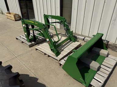2021 John Deere 220R chargeur frontal — photo 2