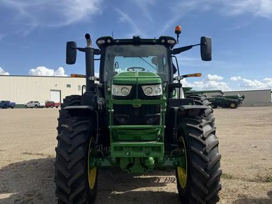 2025 John Deere 6R 215 Tracteur — photo 2