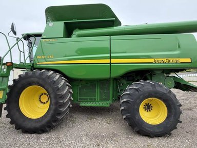2008 John Deere 9670 STS Batteuse — photo 2
