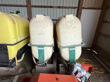 2 X 250 Gallon Saddle Tanks Réservoir — photo 2