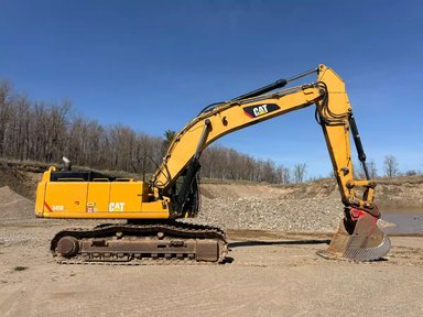 2011 Caterpillar 345DL Excavatrice — photo 2