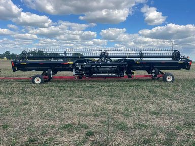 2017 MacDon FD75 — photo 2
