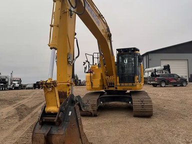 2022 Komatsu PC228USLC-8 Excavatrice — photo 2