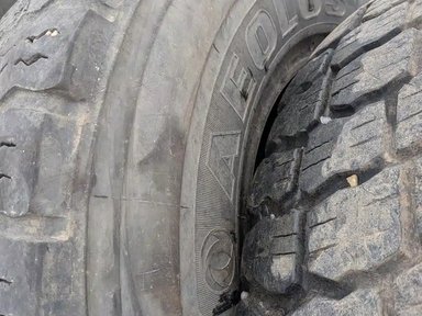 2010 17.5R25 Pneus — photo 2