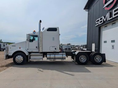 2015 Kenworth T800 Camion dix roues — photo 2