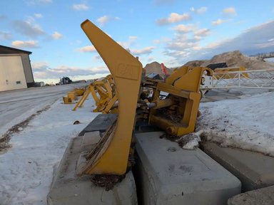 2014 Caterpillar 160M Niveleuse (Gratte panier) — photo 2