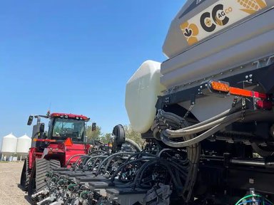 2024 Harvest International PB4015S2 Planteur — photo 2