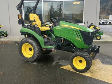2023 John Deere 2025R Tracteur — photo 2