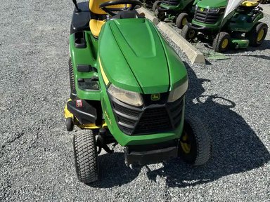 2016 John Deere X350R Tracteur à pelouse — photo 2