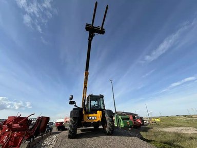 2023 JCB Telescopic Handlers AGRI 525-60 AGRI élévateur à ciseaux — photo 2