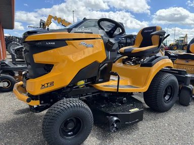 2026 Cub Cadet XTS LX42 Tracteur à pelouse — photo 2
