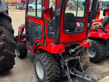 2023 Massey Ferguson 1725 Tracteur — photo 2