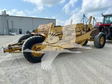 Caterpillar 60 Gratte - Trainée — photo 2