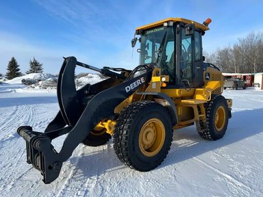 2021 John Deere 444P Nez - Maïs — photo 2