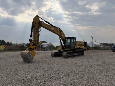 2021 Caterpillar 250 Series Excavatrice — photo 2