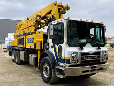 2014 Mack MRU613 Camion - pickup — photo 2