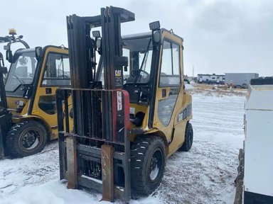 2013 Caterpillar 2PD6000 Chargeur télescopique — photo 2