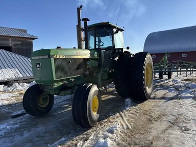 1983 John Deere 4850 Tracteur — photo 2