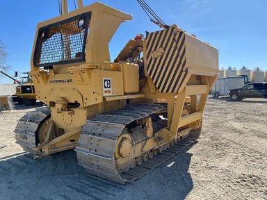 1977 Caterpillar 570 Series Batteuse — photo 2
