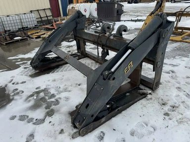 EFI Attachments Pipe Grapple Chargeur sur roues — photo 2