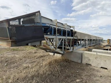 Custom Trailer 100ft Stacker Convoyeur — photo 2