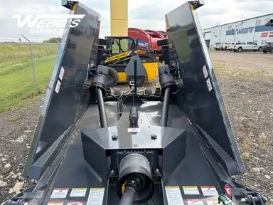 2026 Buhler Farm King Y1531-8 tondeuse - en éventail — photo 2