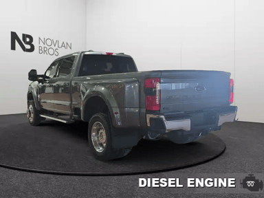2026 Ford F-450 Super Duty Camion - pickup — photo 2