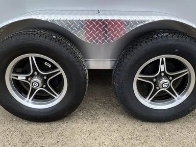 2026 Legend ALUMINUM V-NOSE Trailer — photo 2