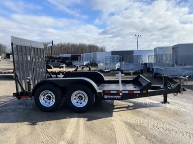 2026 Canada Trailers LOW INCLINE SCISSOR LIFT Trailer — photo 2
