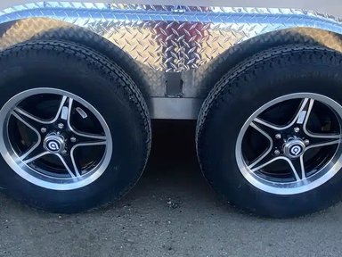 2026 Legend ALUMINUM V-NOSE Trailer — photo 2