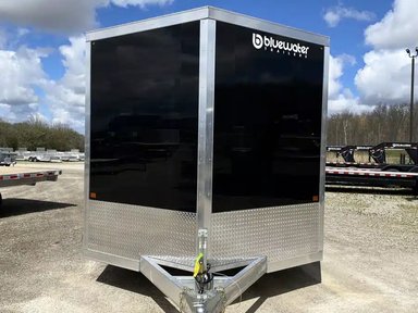 2026 Canadian Mennonite Built Aluminum Enclosed Carhauler Trailer Remorque - Porte-voiture — photo 2