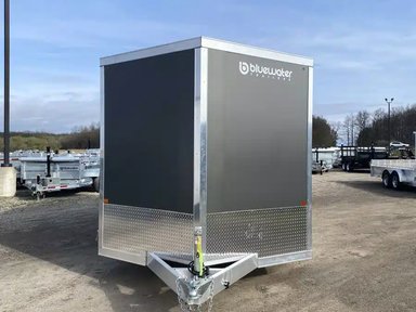 2026 Canadian Mennonite Built Aluminum Enclosed Carhauler Trailer Remorque - Porte-voiture — photo 2