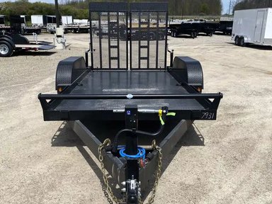 2026 Canada Trailers LOW INCLINE SCISSOR LIFT Trailer — photo 2