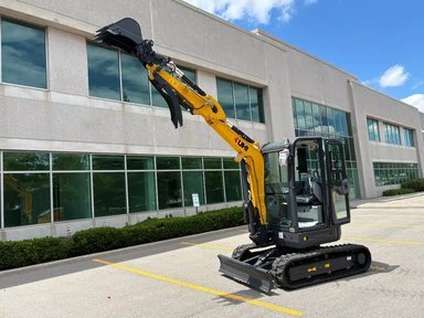 UHI Machinery UME27S Excavatrice — photo 2