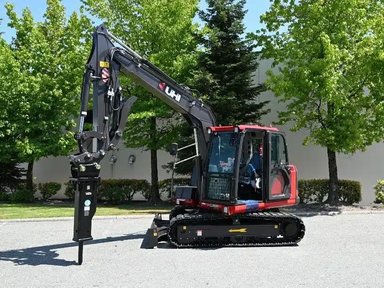 UHI Machinery UME80 Excavatrice — photo 2