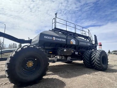 2025 SeedMaster 8012 Wide M Single Knife & E860 Cart Semoir à air — photo 2