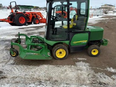 2012 John Deere 1445 Tondeuse frontale — photo 2