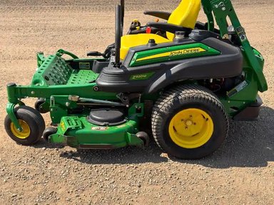 2013 John Deere Z920M Tondeuse à rayon de braquage zéro — photo 2