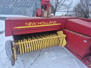 New Holland 316 presse à balle carrée - petite — photo 2
