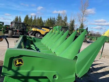 2023 John Deere C8R Nez - Maïs — photo 2