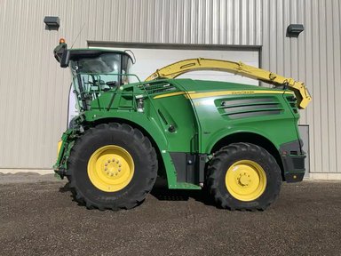 2017 John Deere 8300 Fourragère — photo 2