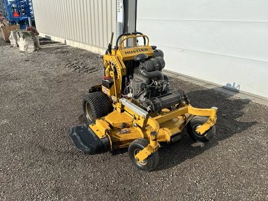 2020 Hustler Turf SUPER S Tondeuse à rayon de braquage zéro — photo 2