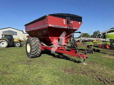 2011 Unverferth 7250 Chariot à Grain — photo 2