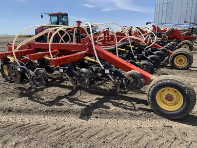 2008 Bourgault 3310-75 Semoir à air — photo 2