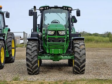 2025 John Deere 6155M Tracteur — photo 2