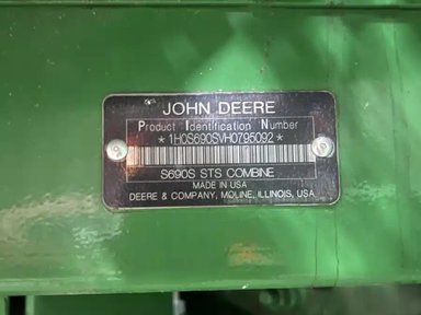 2017 John Deere S690 Batteuse — photo 2