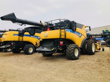 2021 New Holland CR9.90Z Batteuse — photo 2