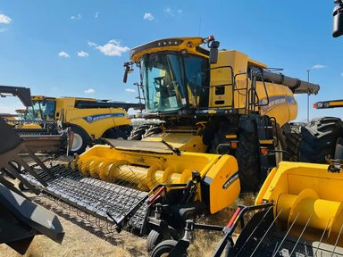 2022 New Holland CR9.90Z Batteuse — photo 2