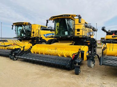 2023 New Holland CR9.90Z Batteuse — photo 2