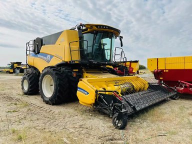 2021 New Holland CR9.90Z Batteuse — photo 2
